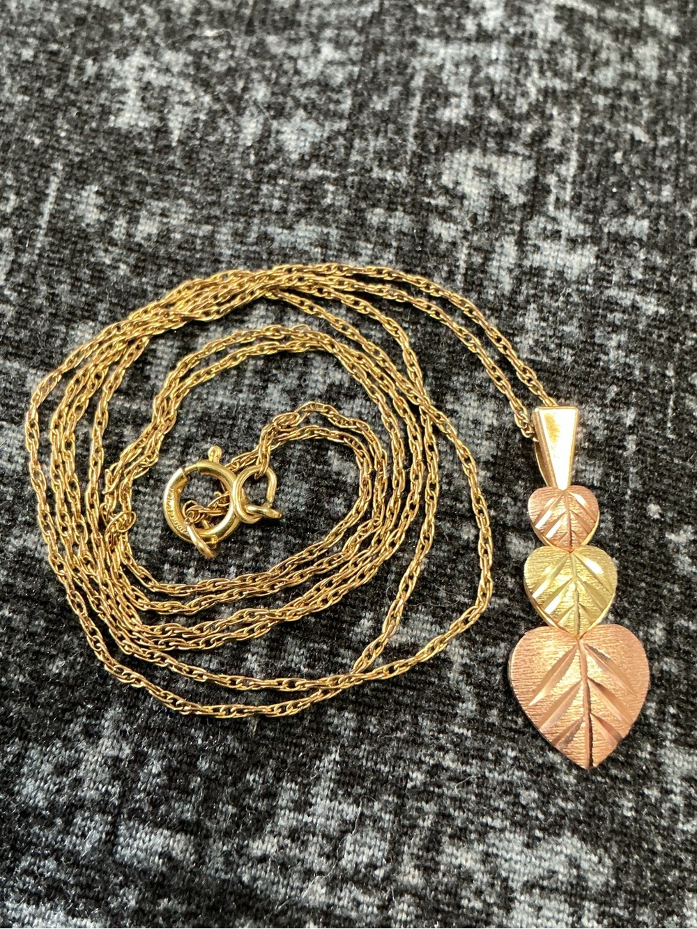 10K Tri Leaf Heart C.Co. Black Hills Gold Pendant on GF Chain